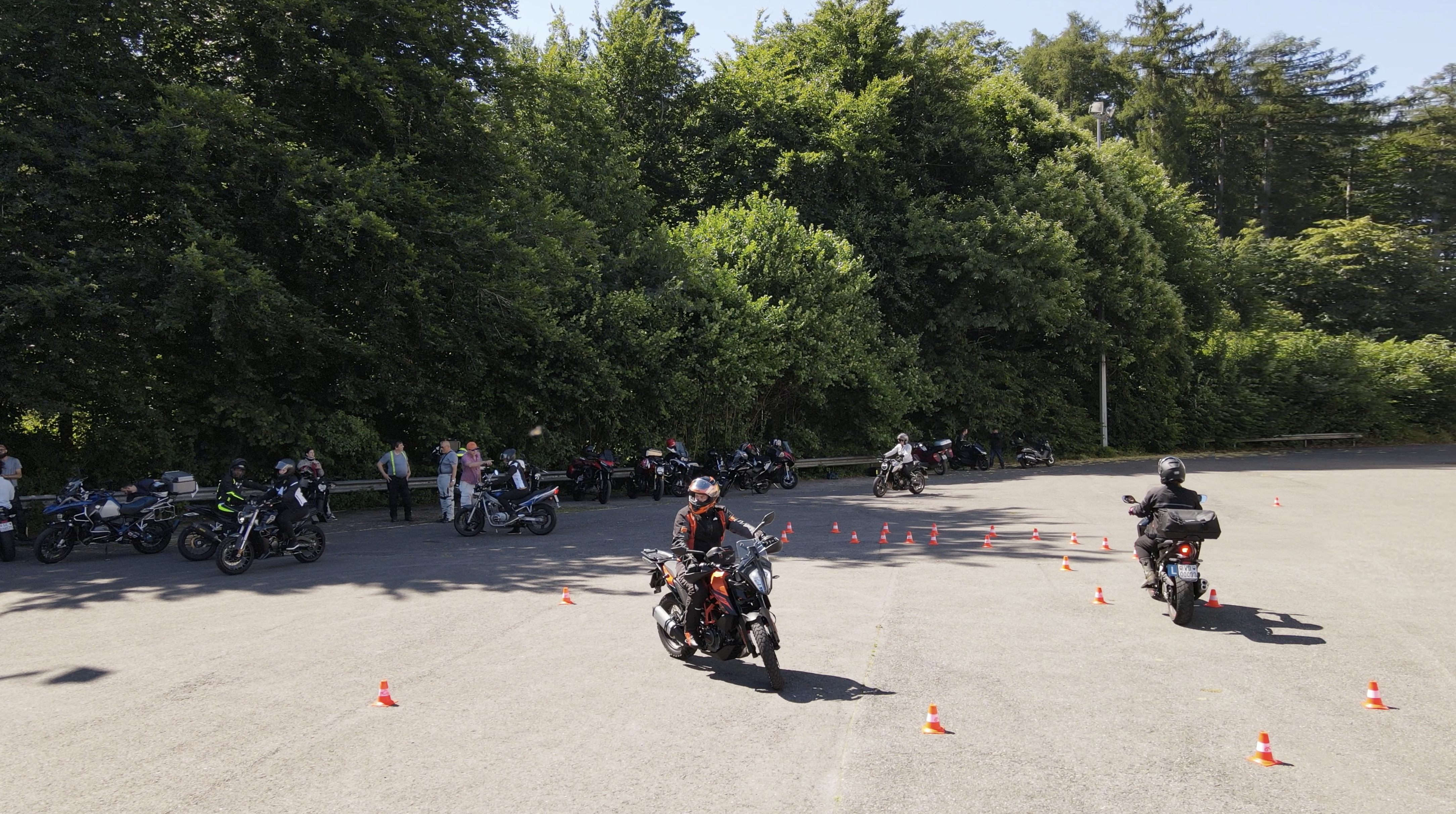 2_Swissmoto_Slider_JourneeL.png